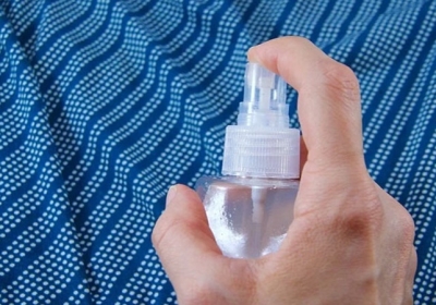 CÁCH KHỬ MÙI TRÊN QUẦN ÁO